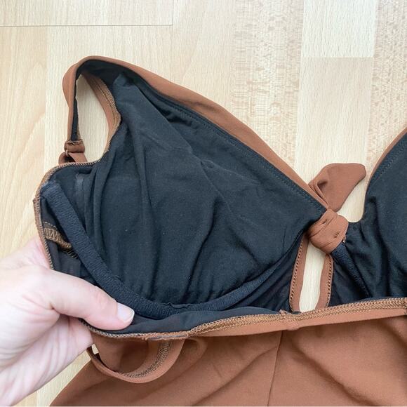 Robin Piccone Ava Plunge Underwired Brown One-Piece Swimsuit Woman size 12 Brown - Picture 6 of 9
